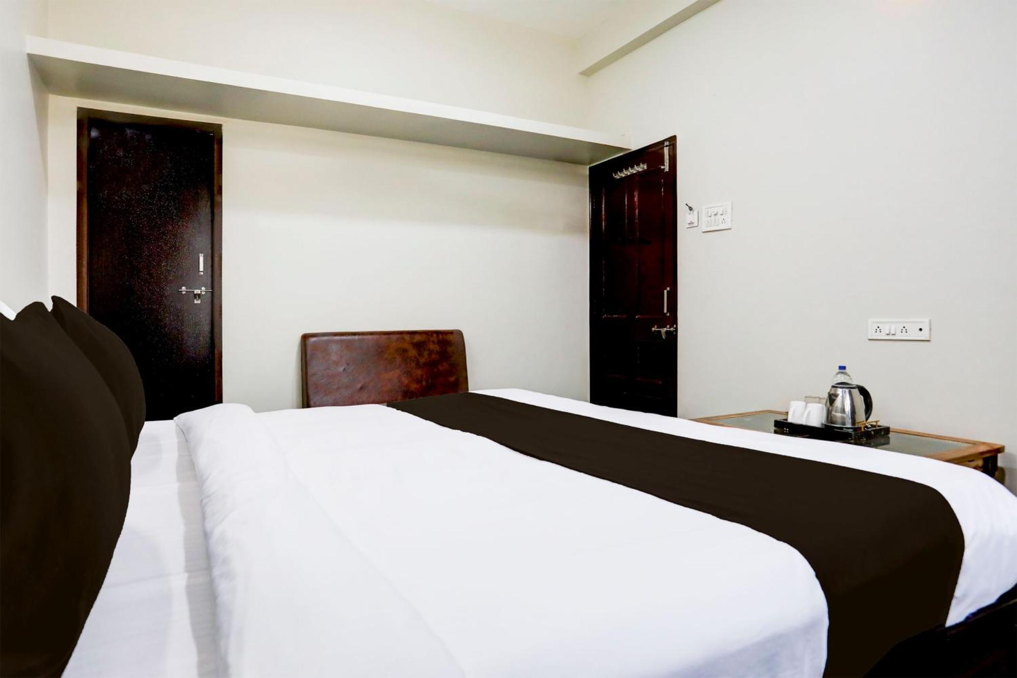 Hotel O The Baba Gest House Indore Exterior foto